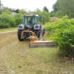 erdbau traktor mäharbeit poelzleitner.eu